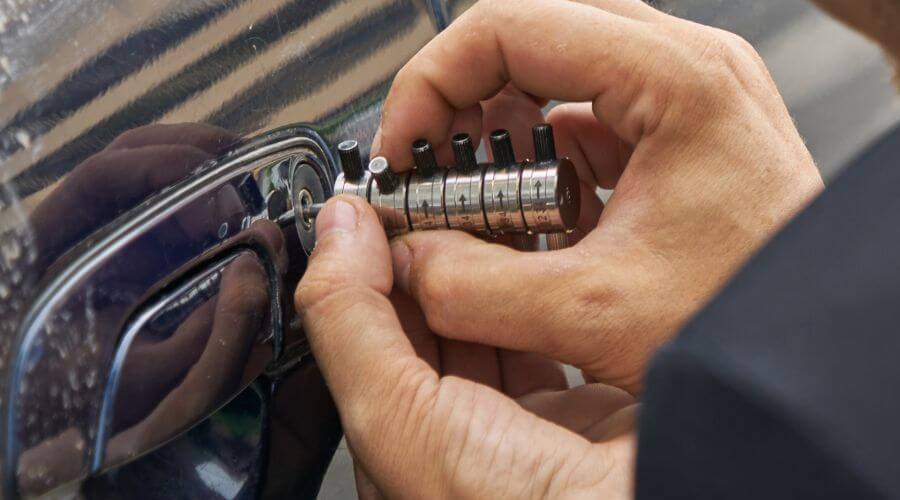 Expert Emergency Roof Repairs services in Dayton, WA